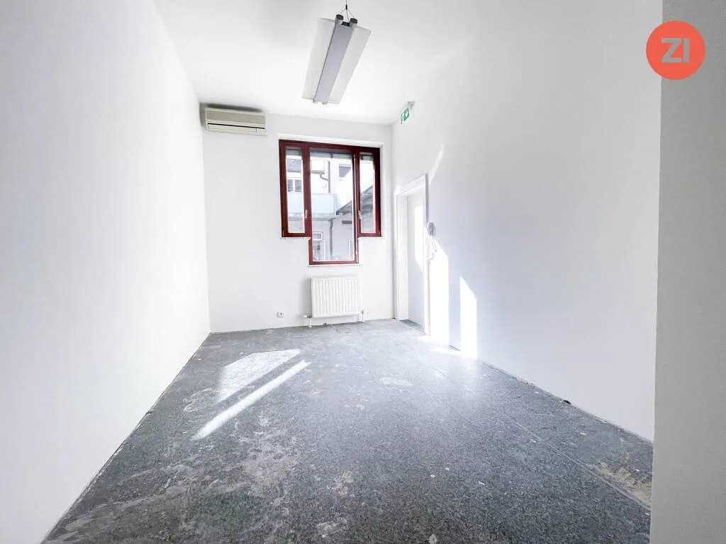 Schönes Büro / Praxis Fläche in einem der schönsten, ältesten Häuser Österreichs - Hauptplatz ENNS