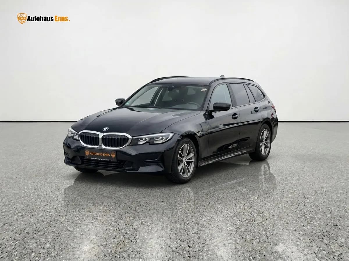 BMW Automatik / Navigation / Klimaautomatik / Sitzheizung / Individual Lenkrad