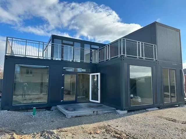 Wohn- , Büro - Containeranlage 200 m² mit großer Terrasse ! - Bild 1