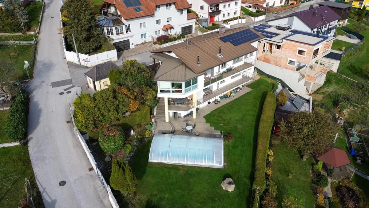 Traumhaftes Zweifamilienhaus mit Blick auf die Donau und das Mühlviertel! - Bild 1