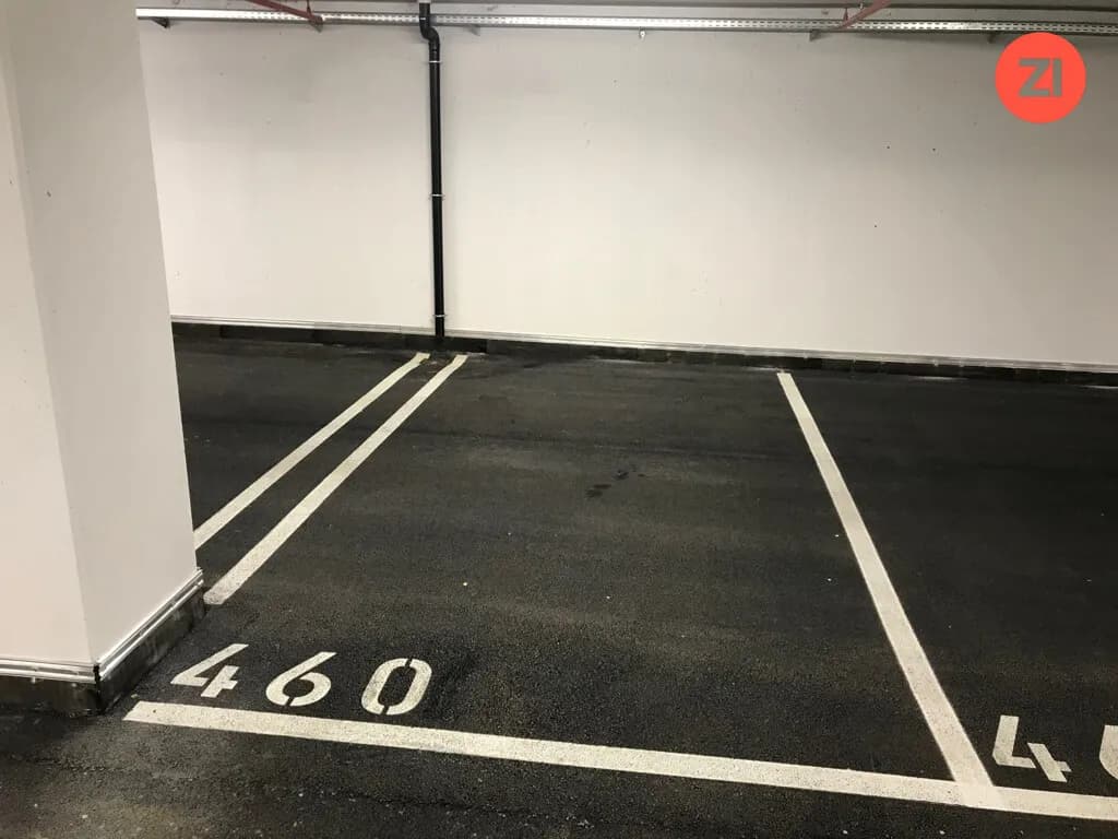 Tiefgaragenstellplatz im Brucknertower