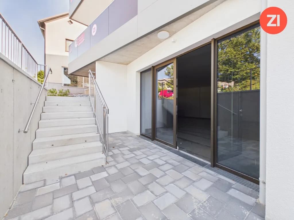Gewerbefläche mit ca. 92,70 m² Fläche in Hagenberg - sofort verfügbar