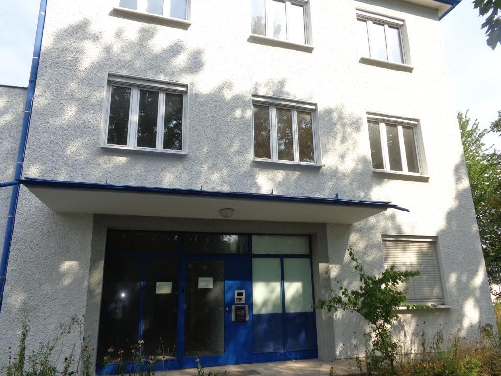Top Grundstück, sehr gute Lage, 34000 m2, B-Widmung direkt neben der Firma BANNER , Baurecht auf Anfrage - Bild 1