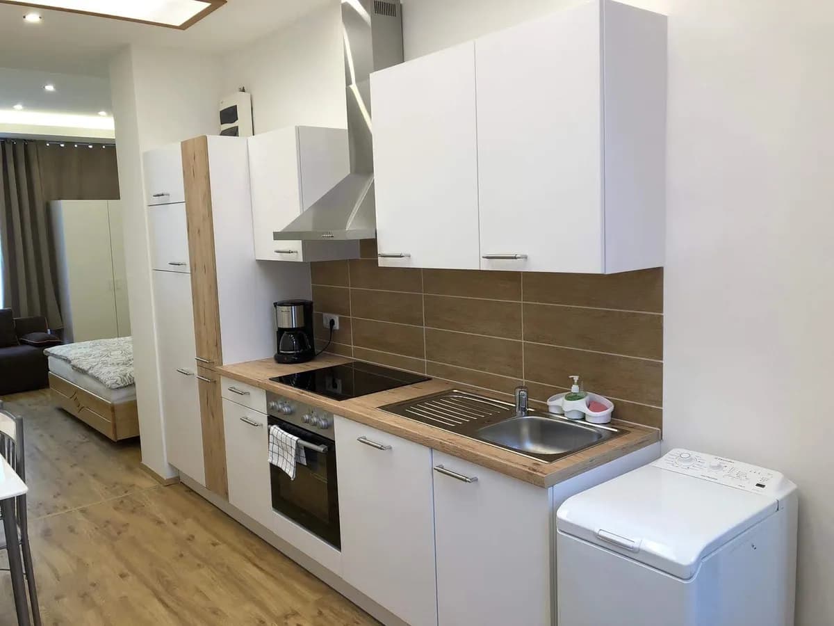 32 m² Wohnung im Zentrum von Eisenstadt – voll möbliert ab Juli - Bild 1