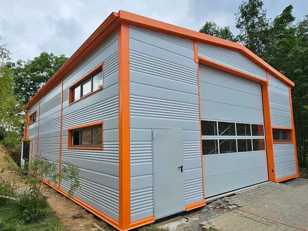 Alte Stahlhalle - Neue Dämmung - Neues Design ? - Bild 1