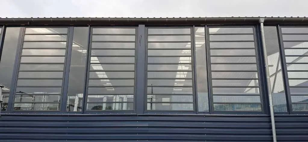 HOCHWERTIGE ALUMINIUM - LAMELLENFENSTER! Fa. Hager! 288 St. Sehr guter Zustand!! - Bild 1