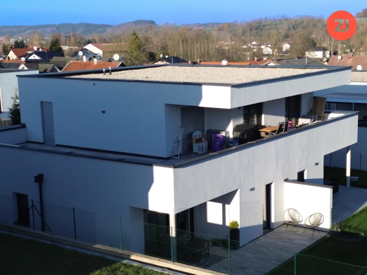 Senftenbach • Penthouse mit 77 m² Sonnenterrasse! - Bild 1