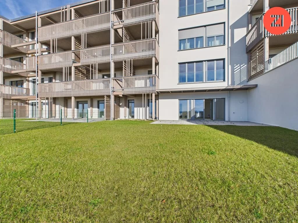 *Über der Nebelgrenze* 4- Zimmer Wohnung mit Terrasse und Garten - Bild 1