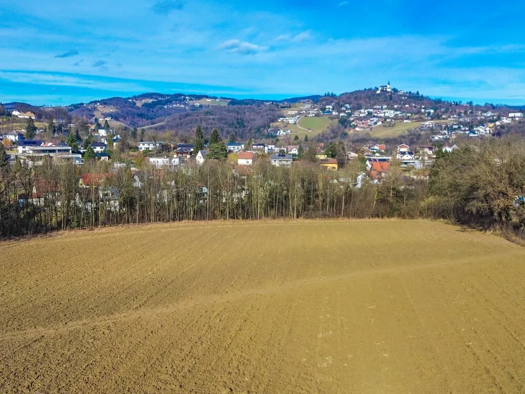 Ca. 10 Ha. Exklusive Landwirtschaftliche Fläche mit Wald in Bestlage â Leonding | Zaubertal - Bild 1