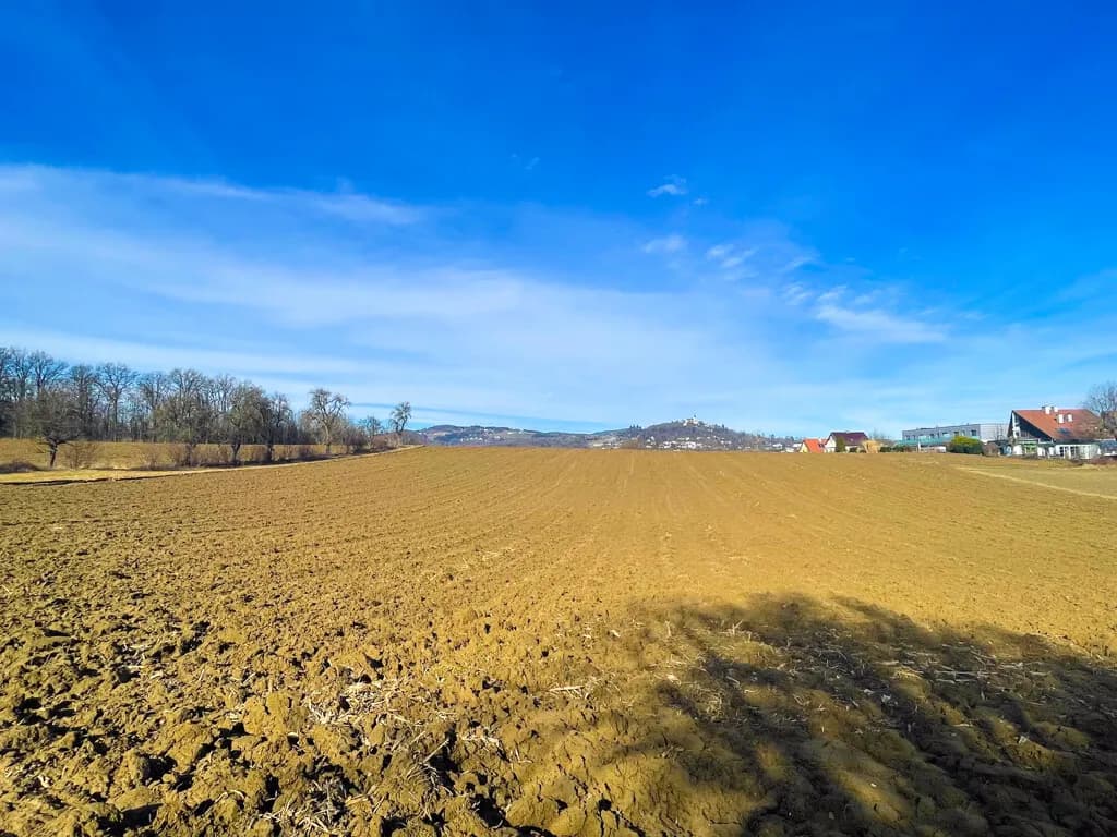 Ca. 10 Ha. Exklusive Landwirtschaftliche Fläche mit Wald in Bestlage â Leonding | Zaubertal - Bild 1