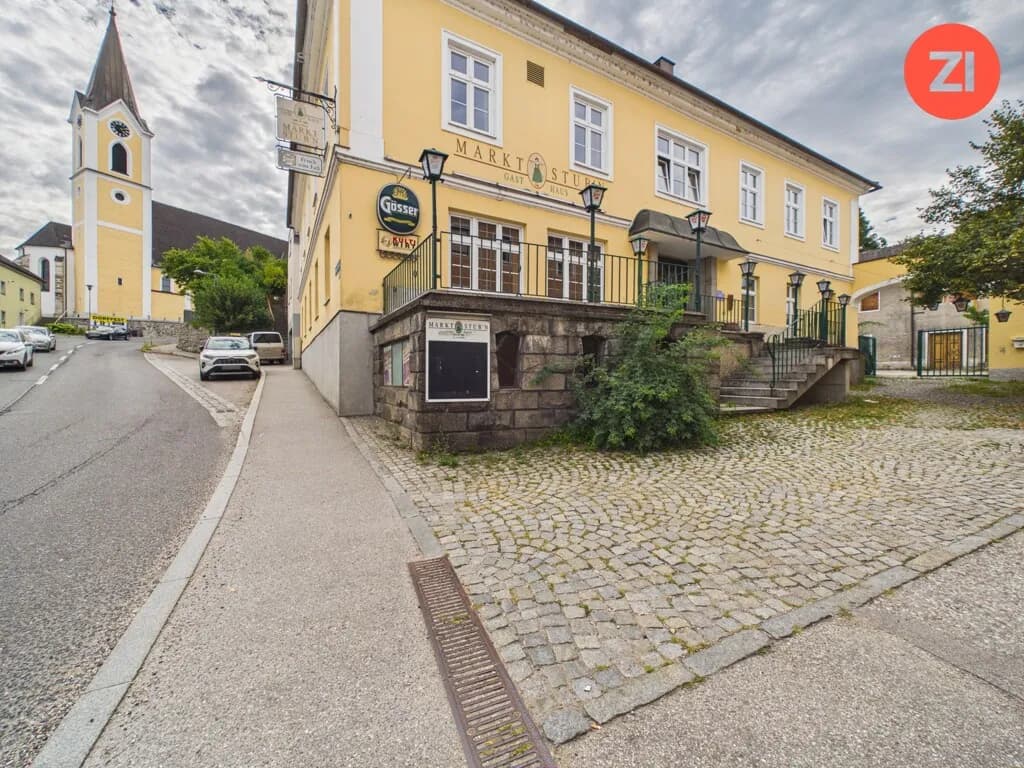 Traditionelles Gasthaus mit groĂem Saal in zentraler Lage von St. Georgen an der Gusen