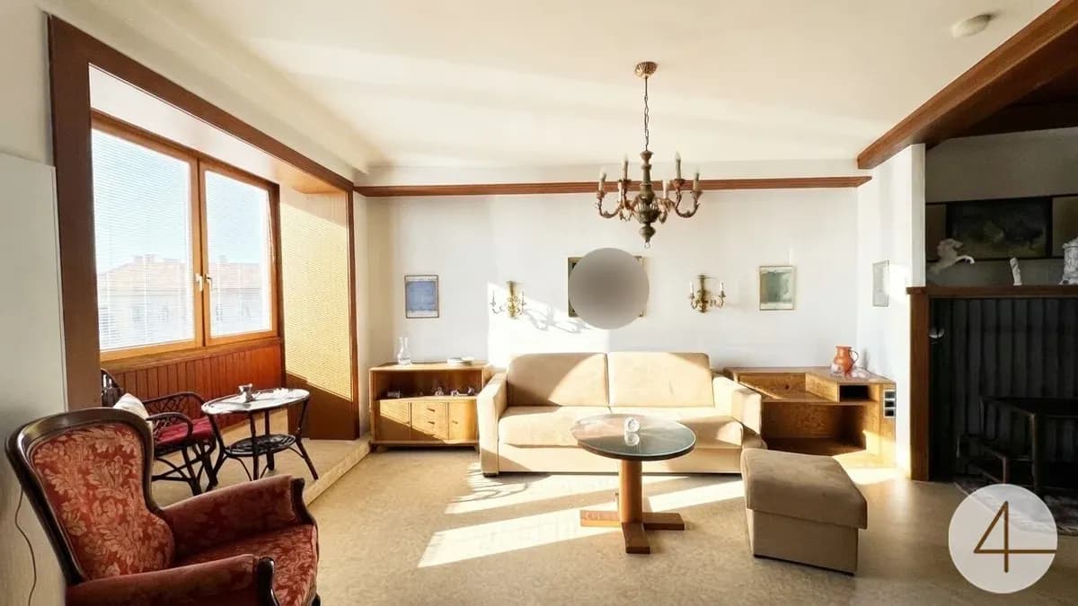 Stilvolles Wohnen mit Biedermeier-Flair | 73 m² & Westloggia