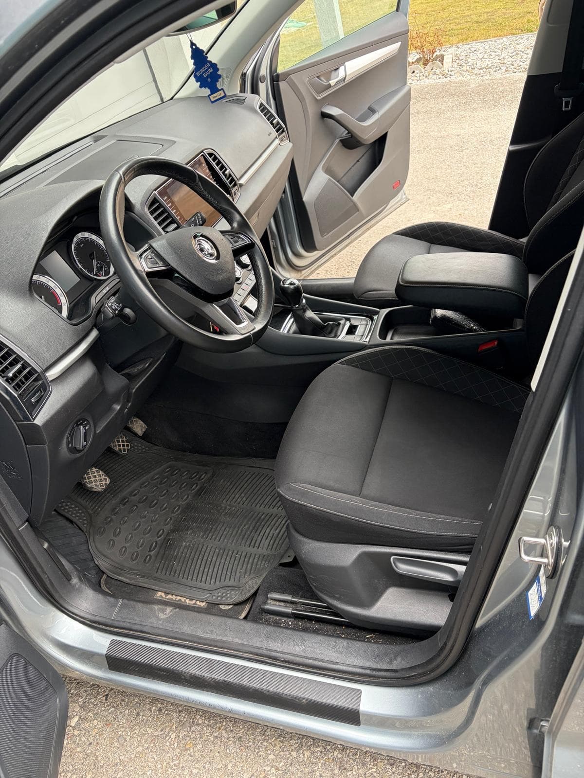 Skoda Karoq (2019) - Bild 1