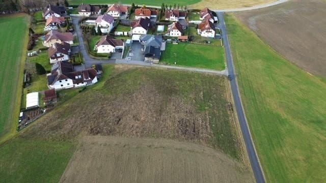 3 Grundstücke mit Aussicht in Ruhelage Gerling BINDERWEG PROVISIONSFREI - Bild 1