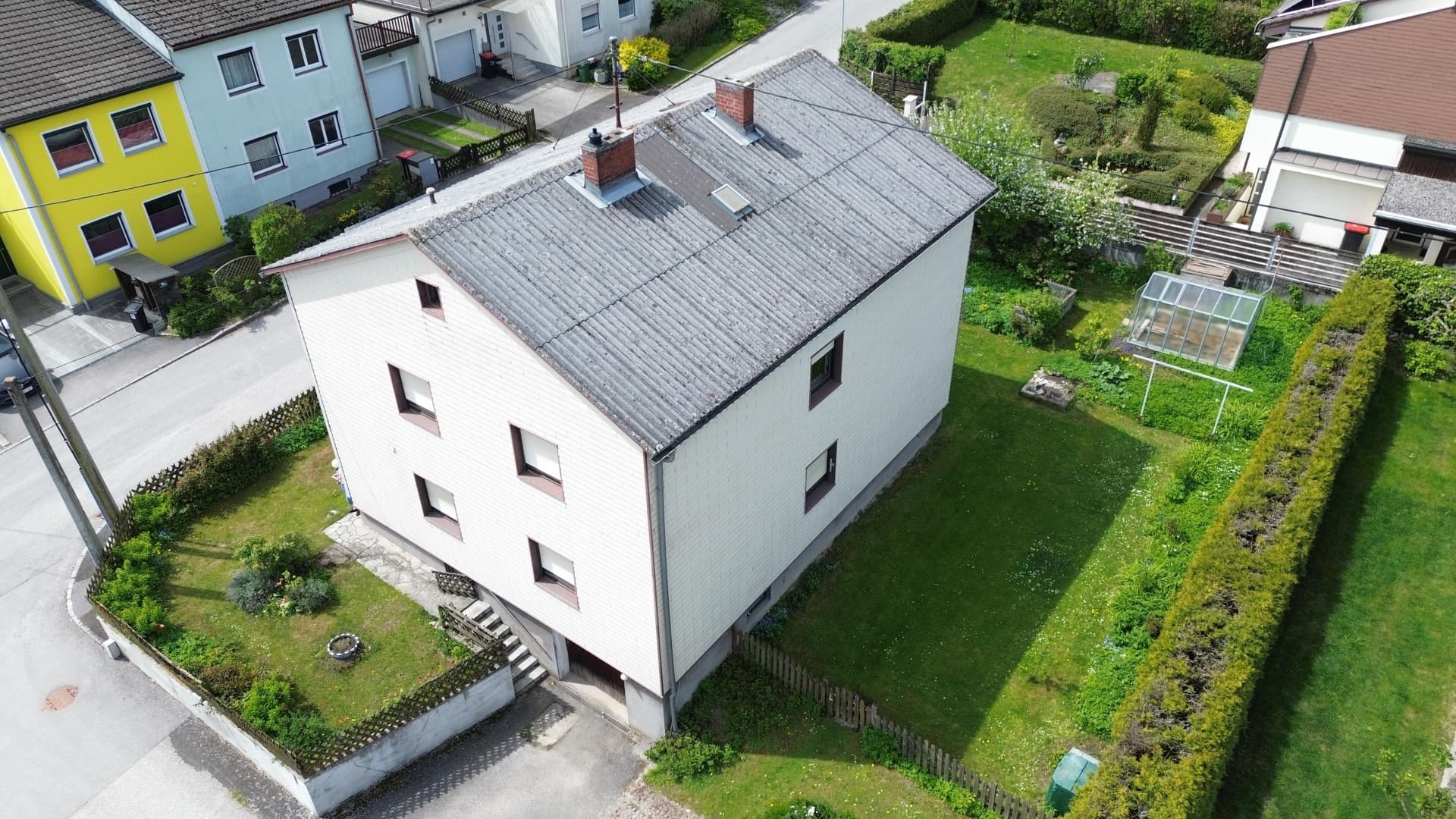 Grosses Haus mit großem Garten & Panoramablick in ruhiger Siedlungslage NEUER PREIS - SOFORT VERFÜGBAR
