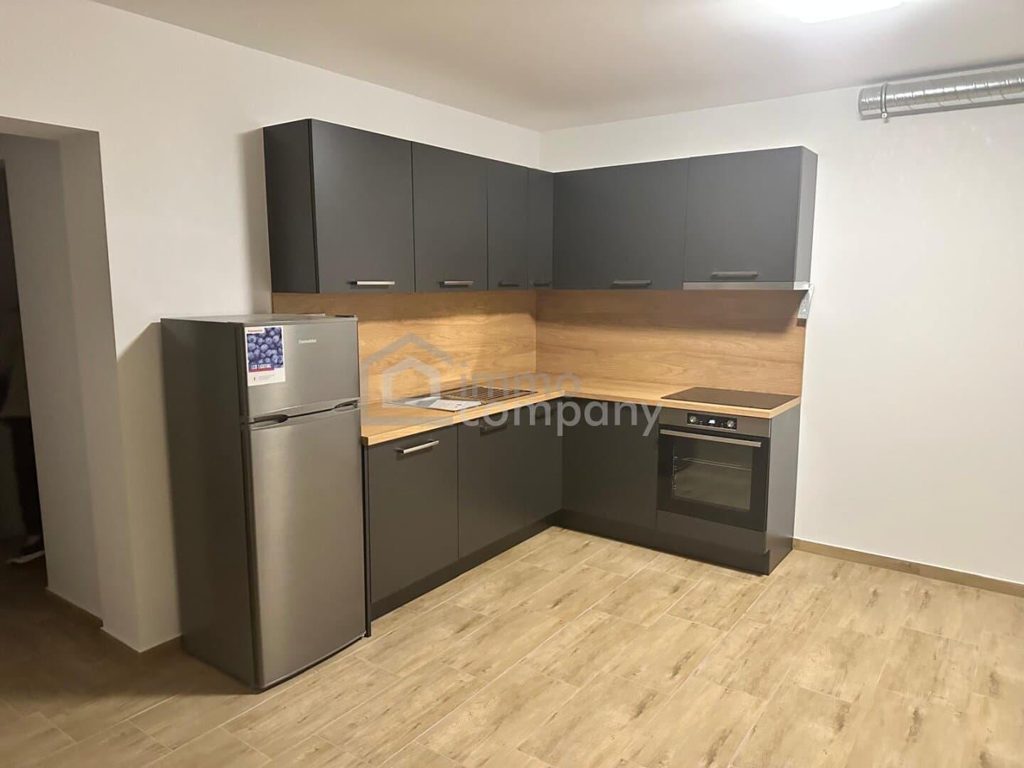 Gartenwohnung mit Terrasse und Parkplatz