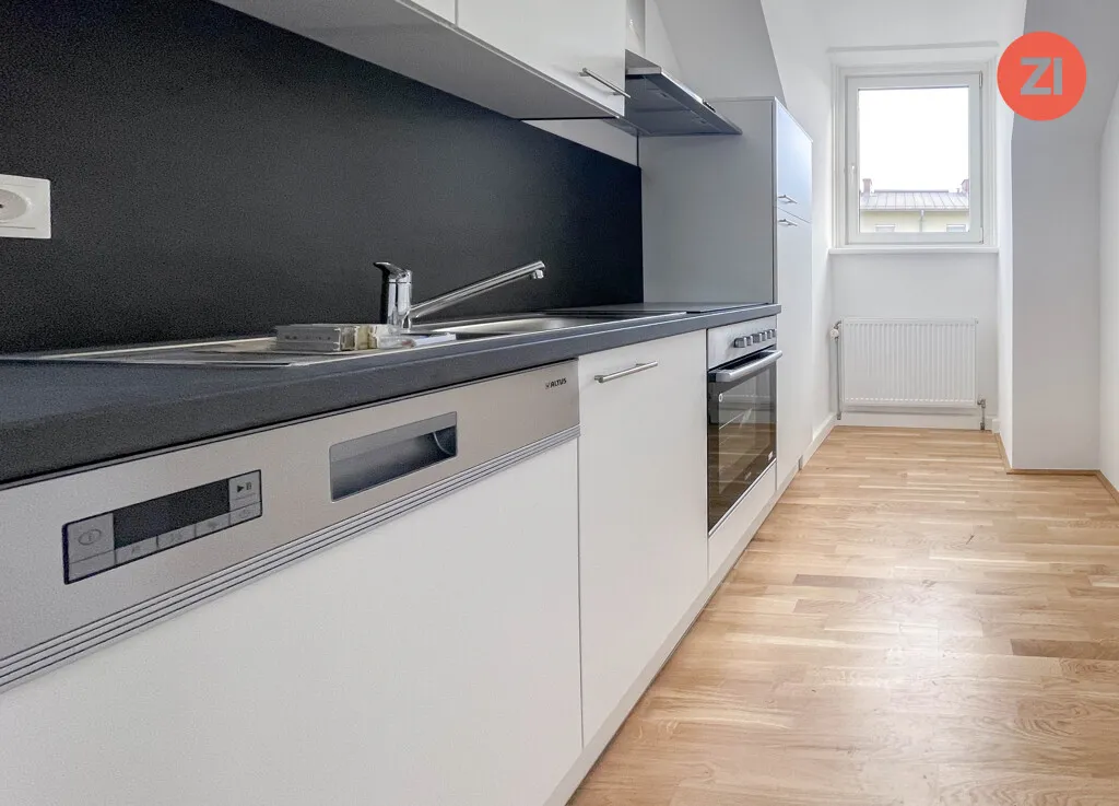 Helle 3- Zimmer Wohnung inkl. möblierter Küche und Balkon - Linz
