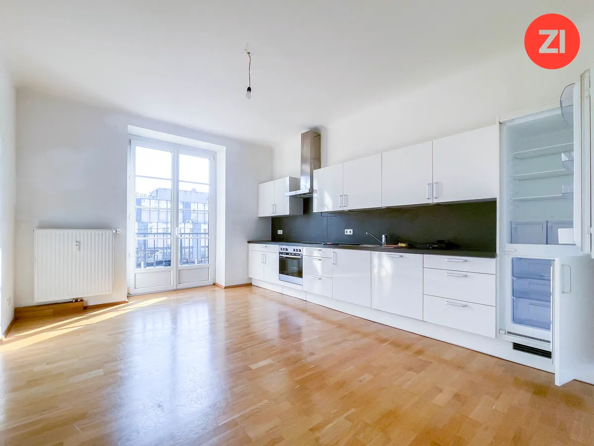 3,5- Zimmer Wohnung mit Balkon in den Innenhof - Bild 1