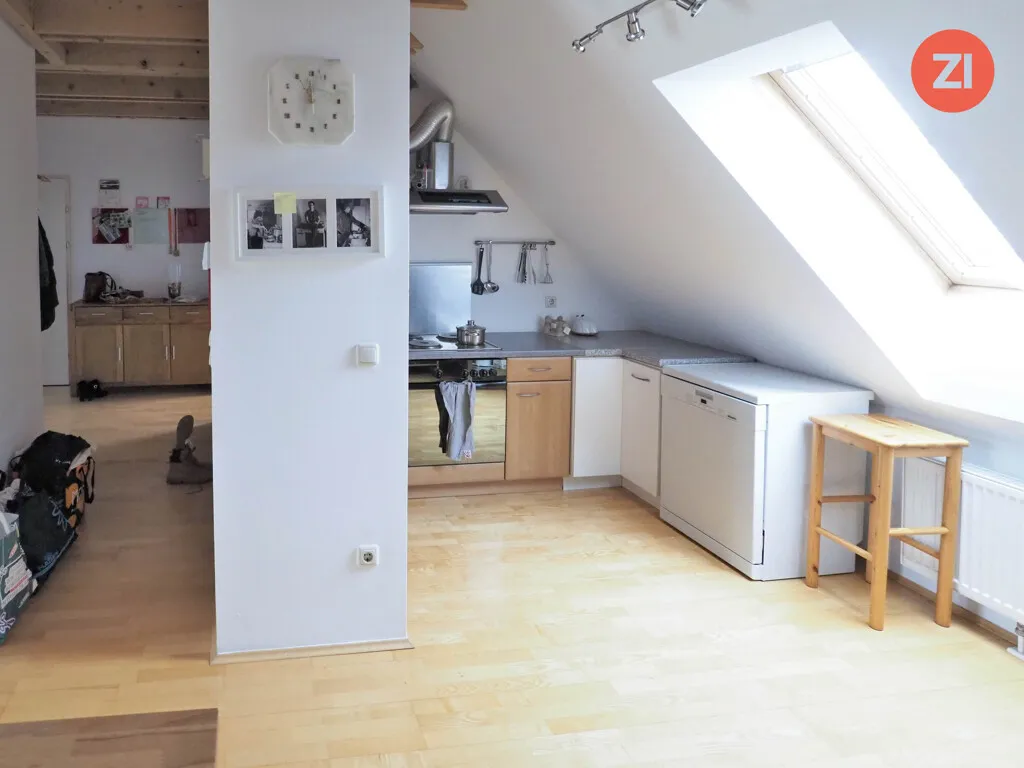 2,5- Zimmer Dachgeshosswohnung in Urfahr - Top Infrastruktur