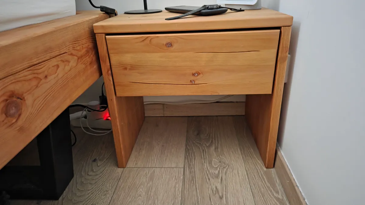 Nachttisch Massivholz Kiefer eichefarben Honig gebeizt - Bild 1