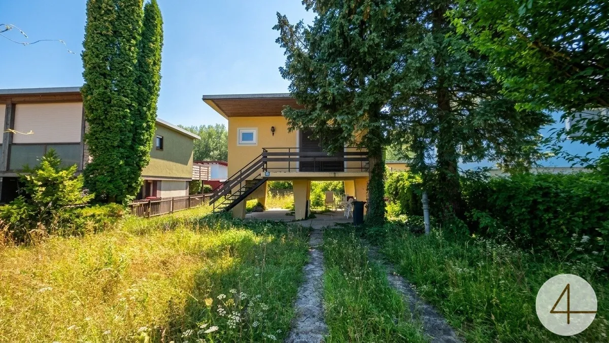 Direkt am Donaustrom: Charmantes Ferienhaus mit Terrasse – ganzjährig bewohnbar
