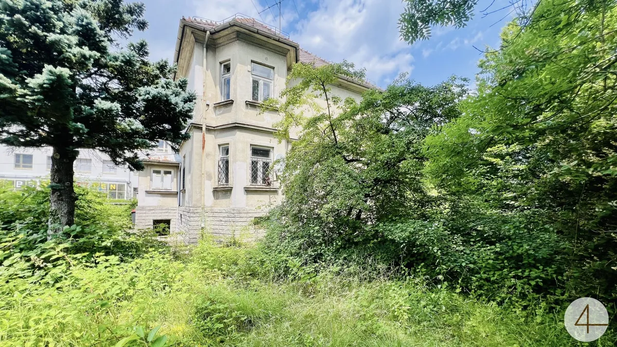 TOP-Lage nähe Stadtzentrum! Sanierungsbedürftig mit Ausbaupotential! Studie für 4 Wohneinheiten mit DG-Ausbau vorhanden!