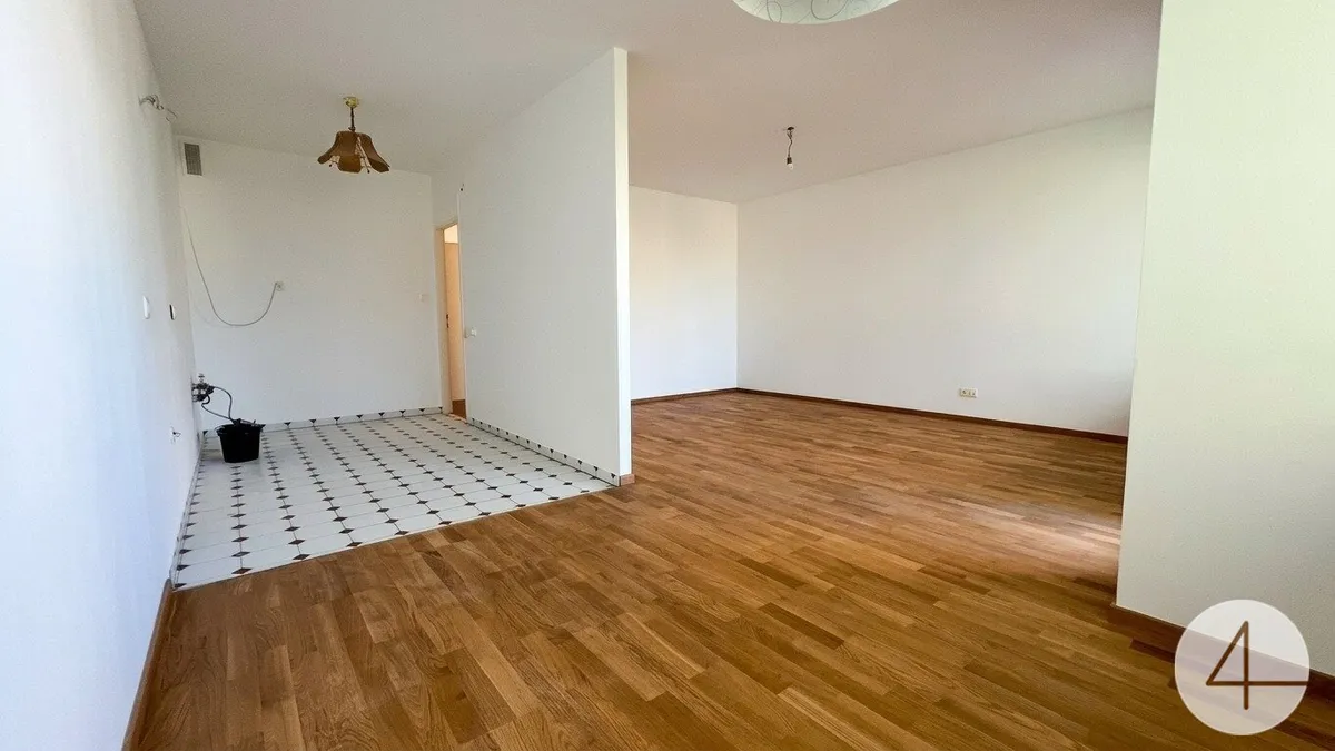 Sonnige 3-Zimmer-Eigentumswohnung · 3400 Klosterneuburg · Loggia mit Grünblick · Südost-Ausrichtung · Ruhelage am Fuße des Wienerwaldes - Bild 1