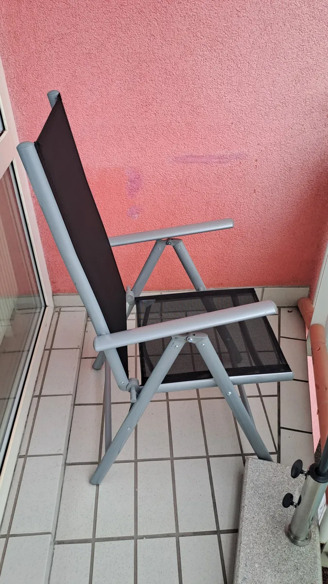 2 Verstellbare Klappstühle ab sofort zu verkaufen - Bild 1
