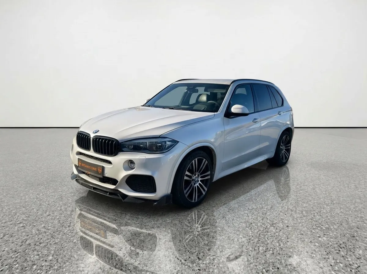 BMW Leder / Automatik / Navigation / 313 PS - Bild 1