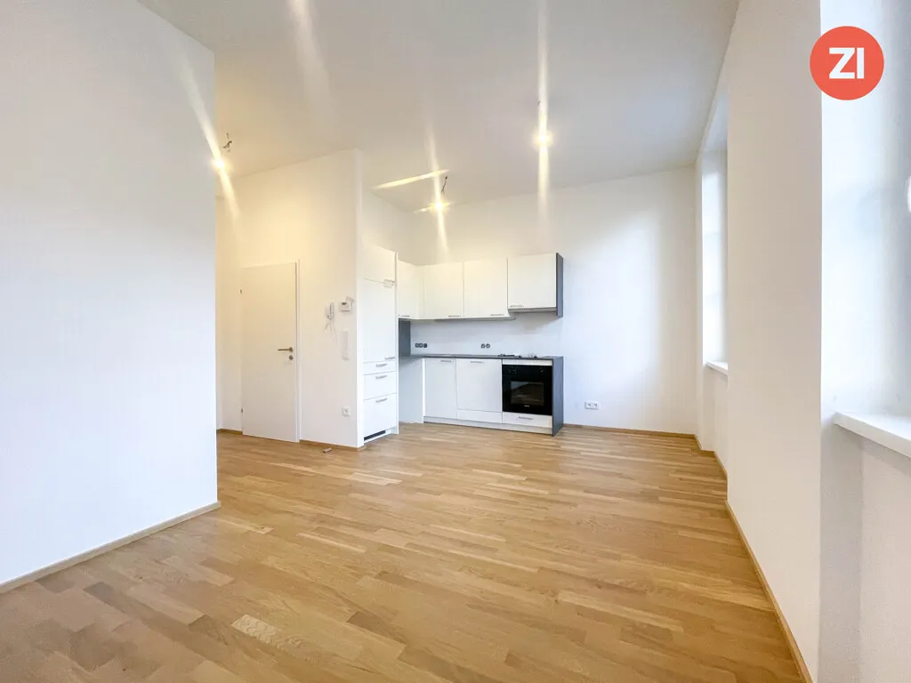1- Zimmer Wohnung mit Küche am Hauptplatz in Enns