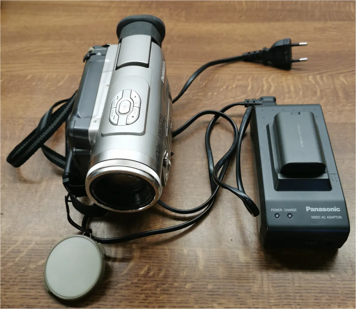 **PANASONIC  Digi.Videocamera**