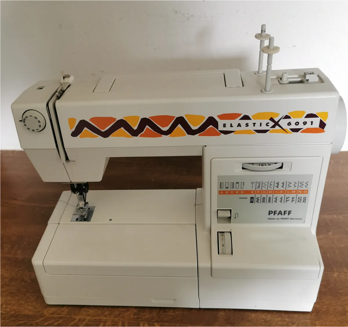 PFAFFNähmaschine elasticx 6091 - Bild 1