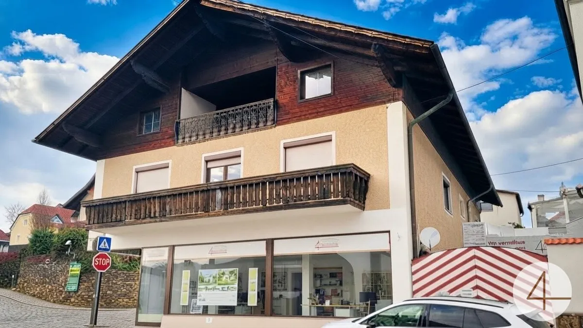 Wohnhaus 8 Zimmer und Büro