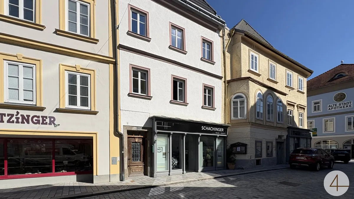CHARMANTES Geschäftslokal in der Altstadt von Waidhofen! Fernwärme! Provisionsfrei! Vielseitig nutzbar!