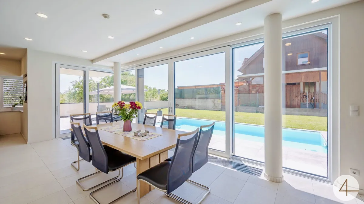 Exklusivität pur! Salzwasserpool, Grünblick - sonnige Ausrichtung - TOP Ausstattung - Garage - Lift!